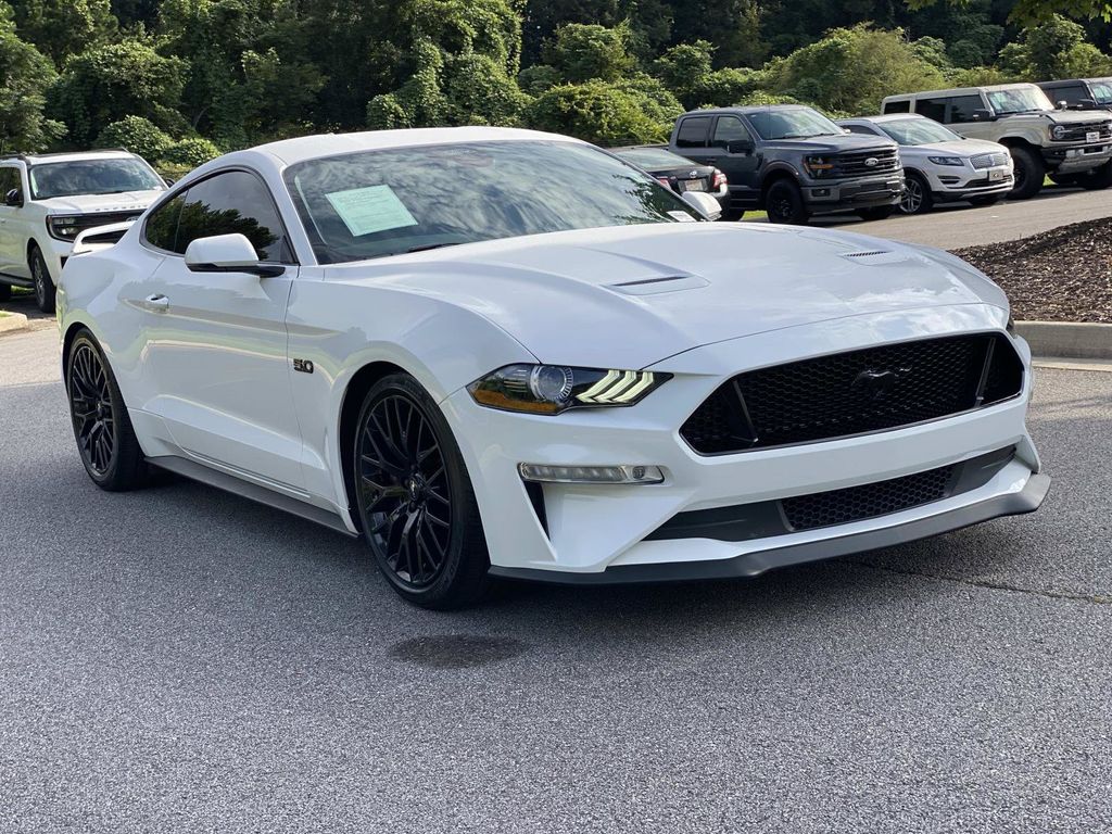 Oxford White 2021 Ford Mustang Coupe Rear-Wheel Drive 6-Speed Manual