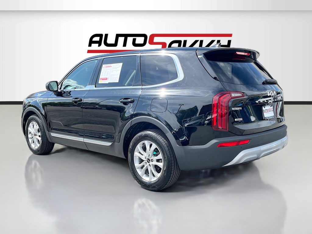 Used 2022 Black Kia LX image 5