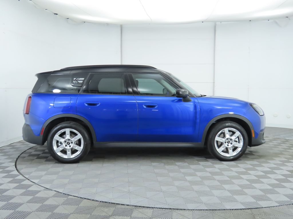 2025 MINI Cooper Countryman Base 4