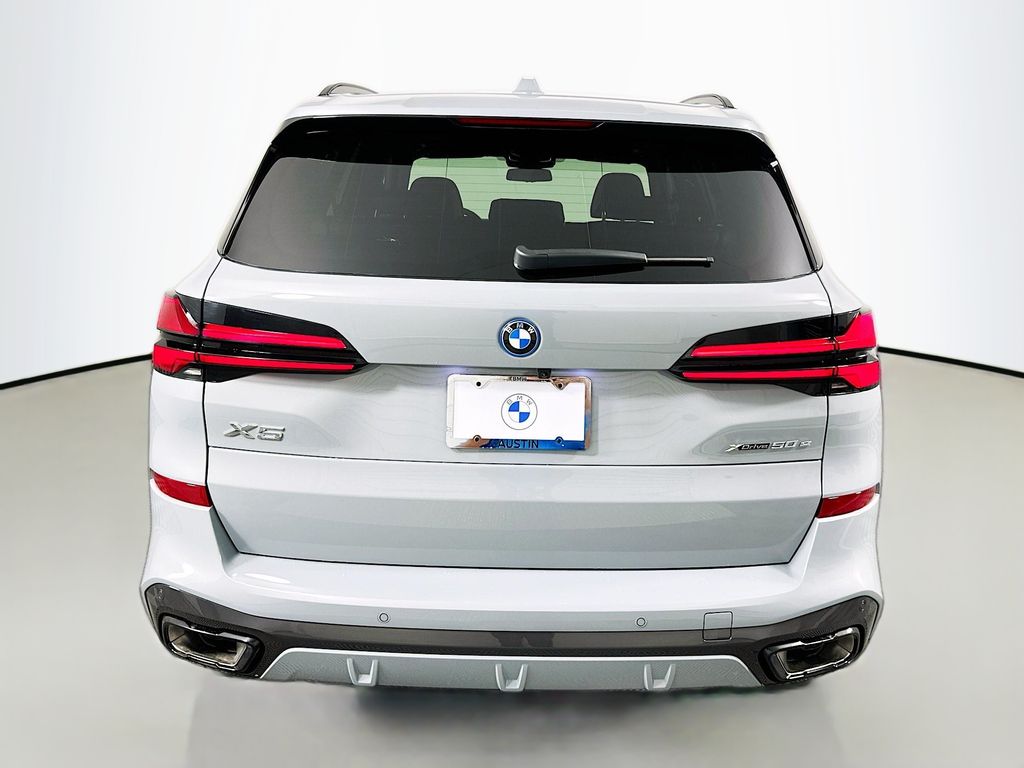 Thumbnail: 2026 BMW X5 - 6