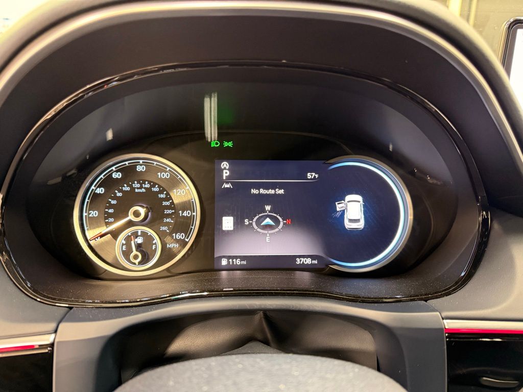 Thumbnail: 2025 Genesis GV70 - 16