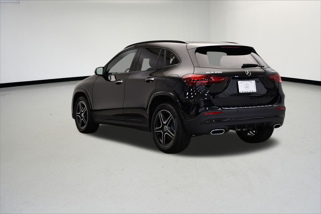 Thumbnail: 2025 Mercedes-Benz GLA - 3