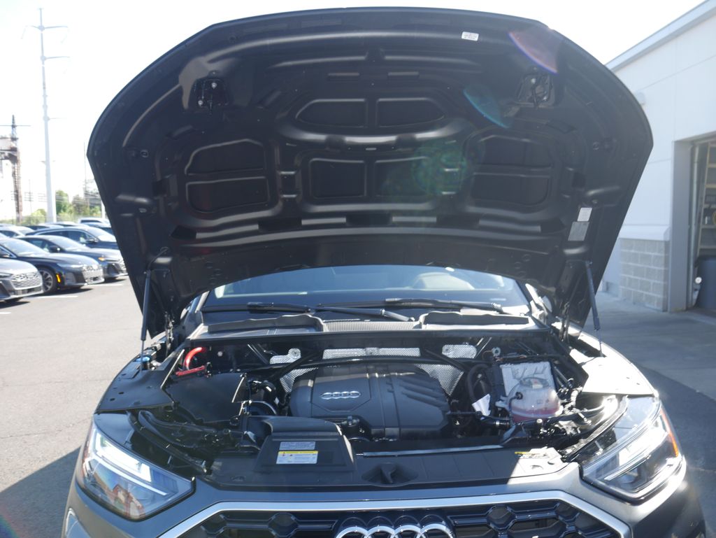Thumbnail: 2023 Audi Q5 - 14