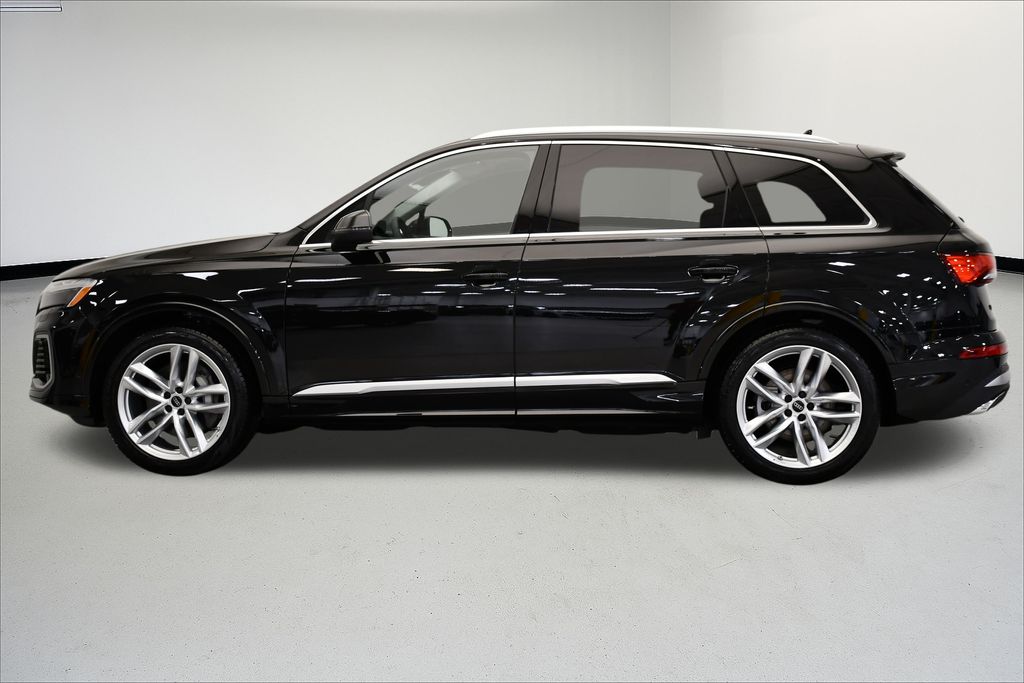 Thumbnail: 2025 Audi Q7 - 2