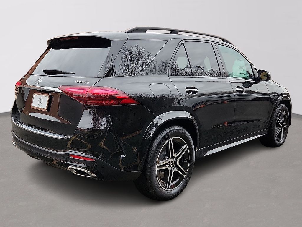 Thumbnail: 2026 Mercedes-Benz GLE - 3