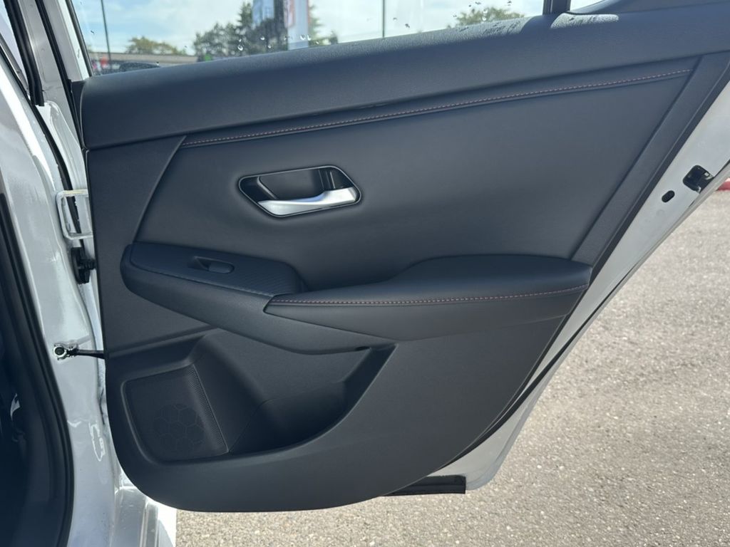 Sentra SR