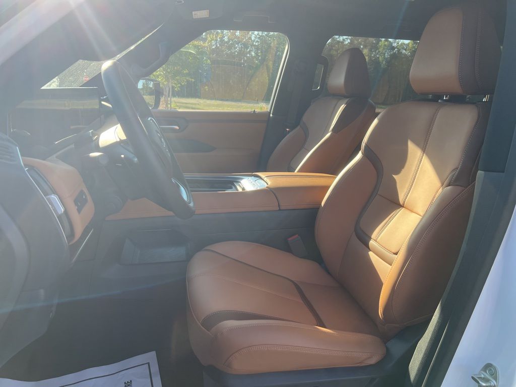 2025 Aspen White Tricoat Nissan Armada SL RWD SUV