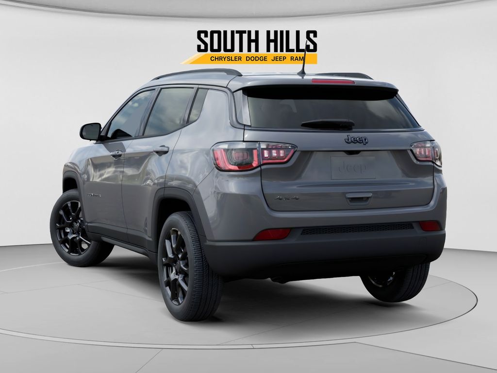 2026 Jeep Compass Latitude Gray at South Hills CDJR