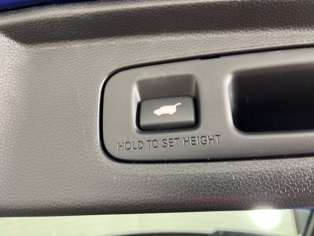 Thumbnail: 2023 Honda CR-V - 21