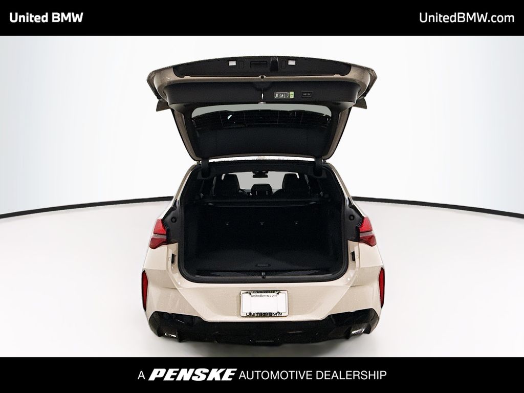 Thumbnail: 2026 BMW X3 - 14