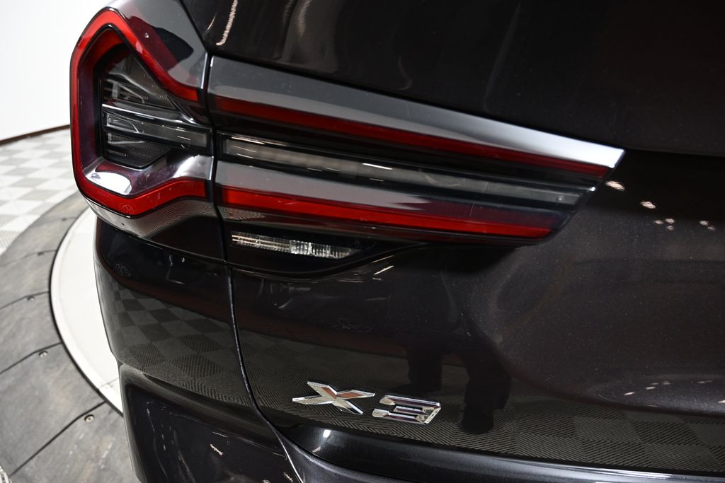 Thumbnail: 2024 BMW X3 - 11