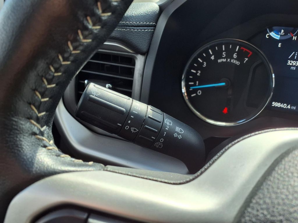 2022 Ford Expedition XLT White at EAG Ford Navasota