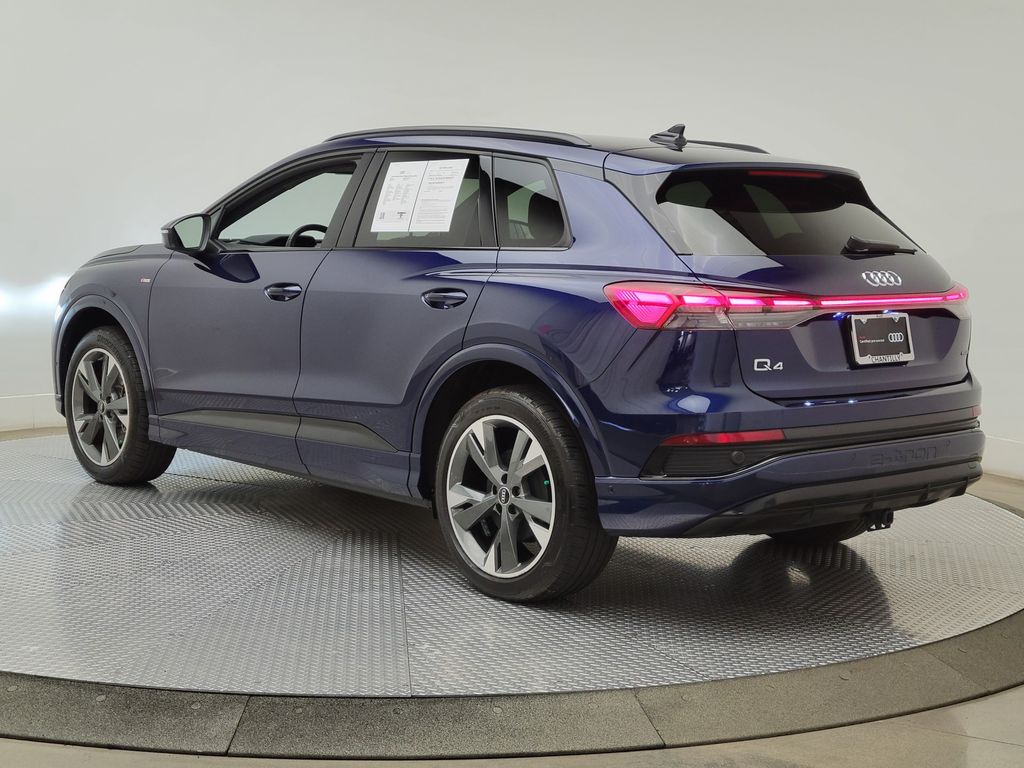 Thumbnail: 2023 Audi Q4 e-tron - 4