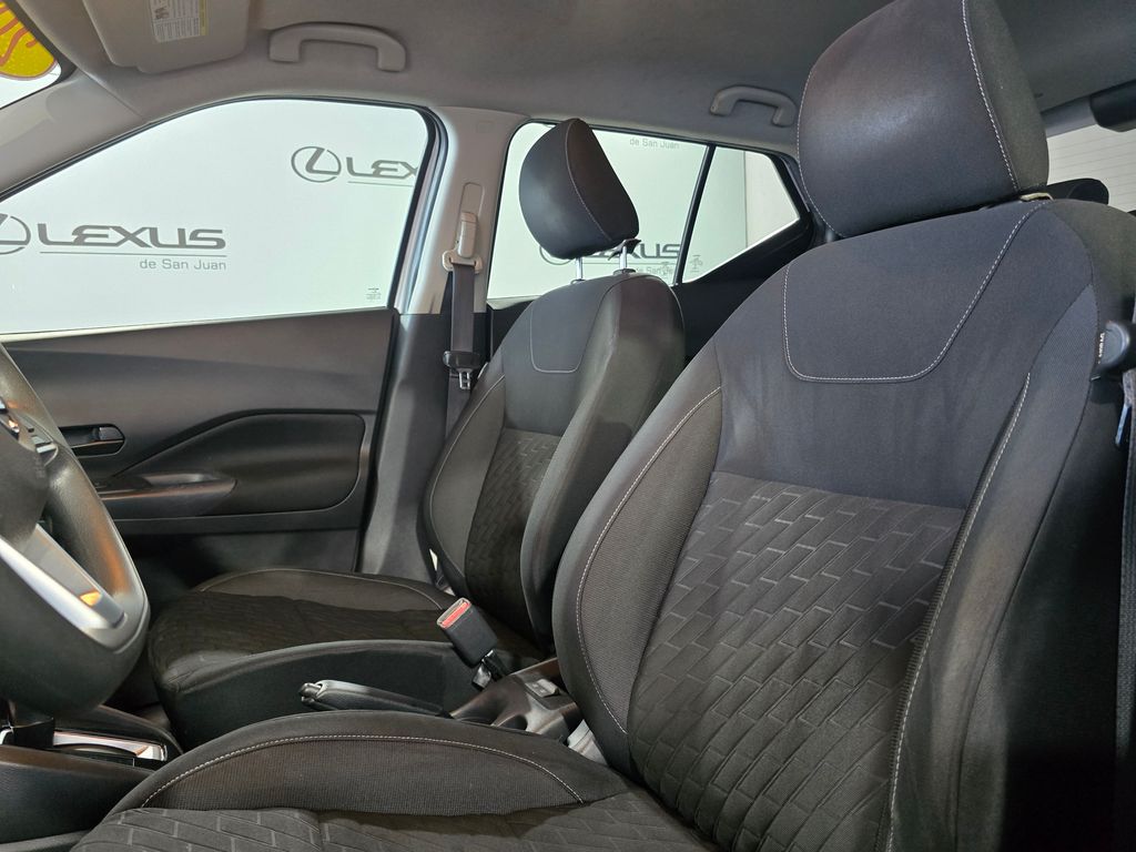 Thumbnail: 2021 Nissan Kicks - 15