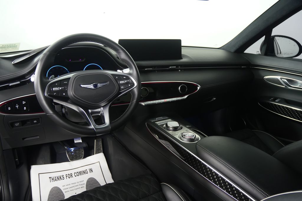 Thumbnail: 2024 Genesis GV70 - 20