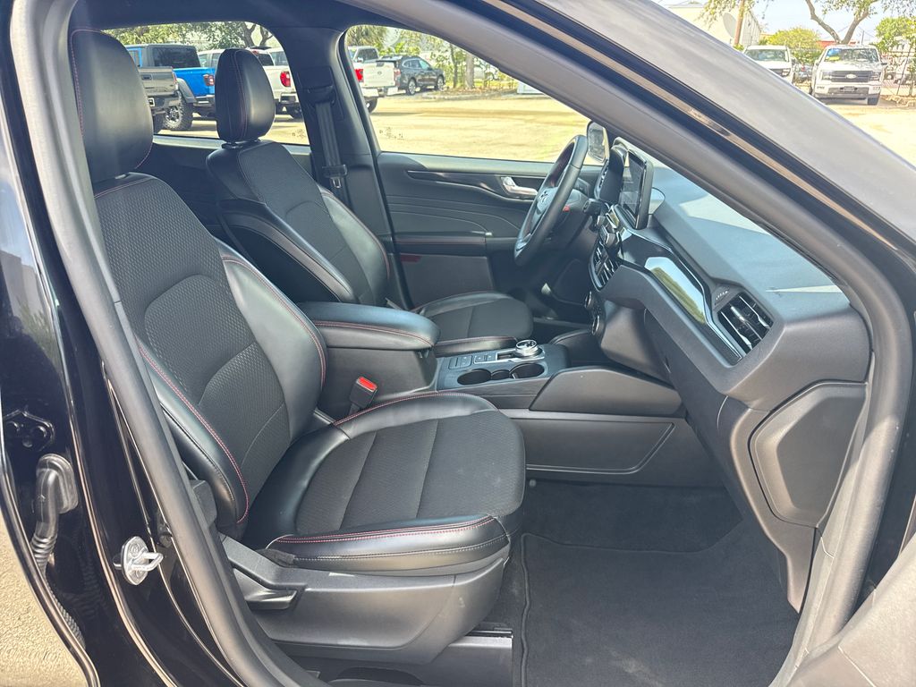 Certified Used 2025 Black Ford ST-Line image 25