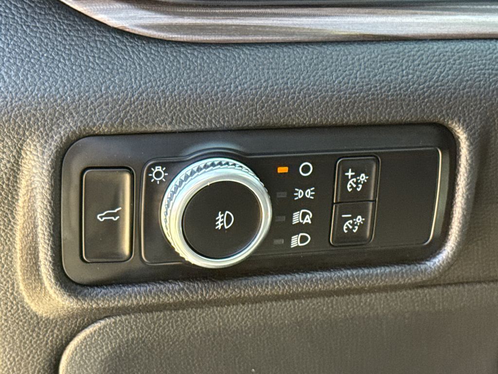 Used 2023 Ford Explorer SUV