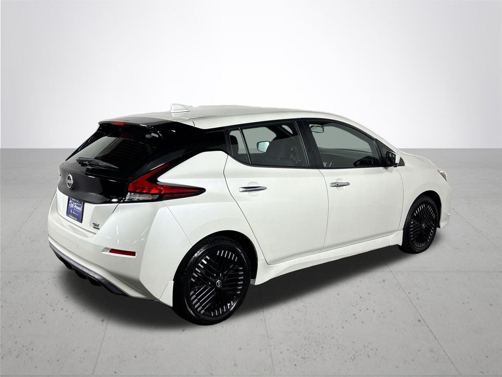 2024 Nissan Leaf SV Plus
