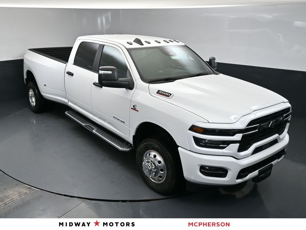 Bright White Clearcoat 2026 RAM 3500 Pickup Truck Four-Wheel Drive 8-Speed Automatic