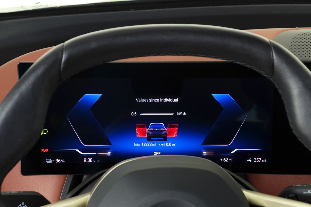 Thumbnail: 2023 BMW iX - 26