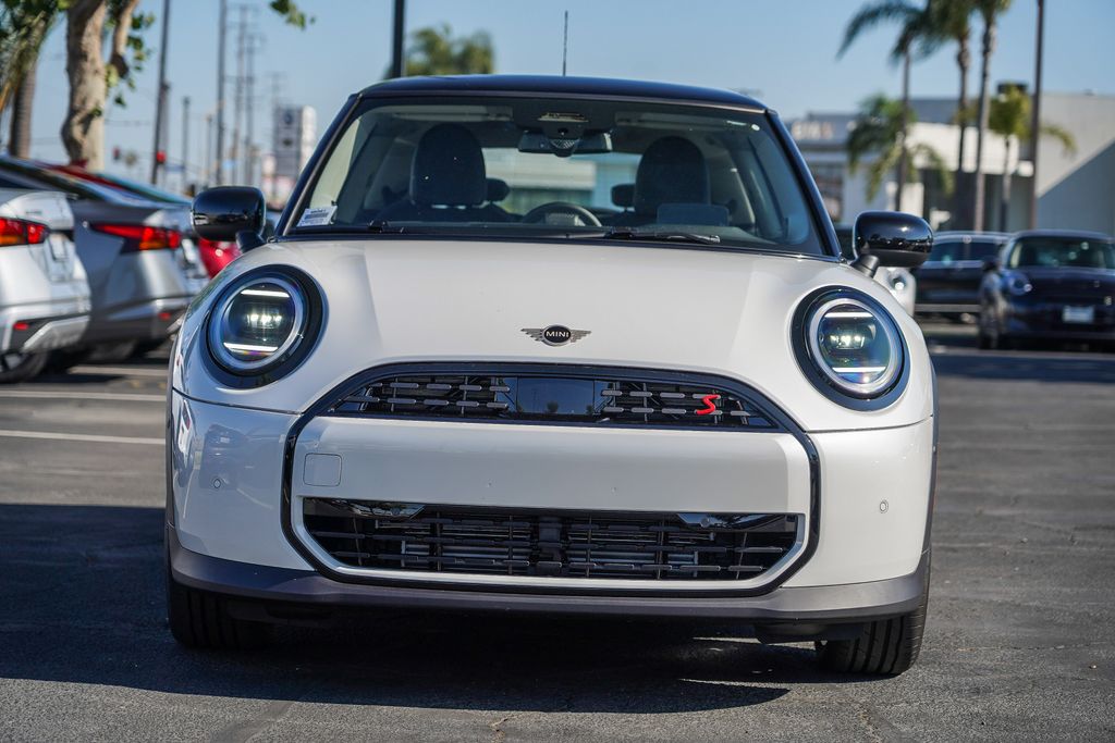 2025 MINI Cooper S  4