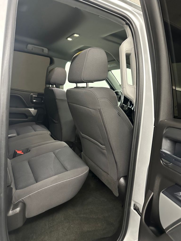 used 2018 Chevrolet Silverado 1500 car, priced at $25,985