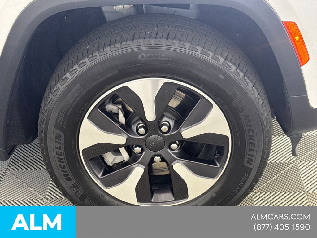 Used 2024 White Jeep 4xe image 16