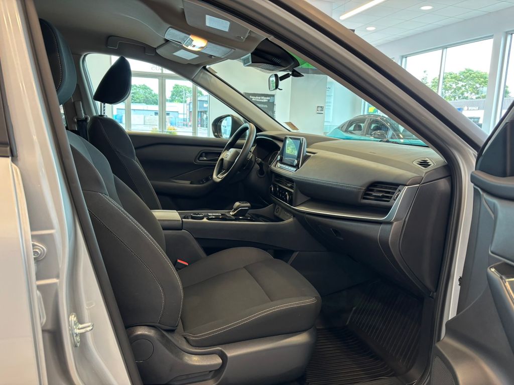 2025 Nissan Rogue S