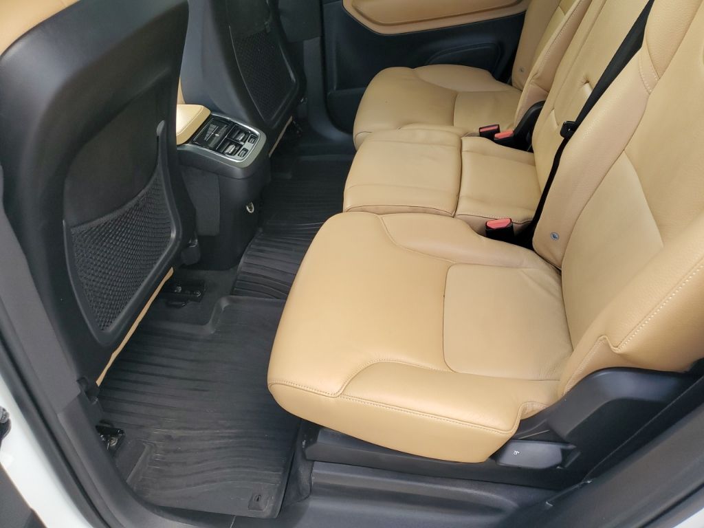Used Car 2018 Volvo Xc90  T6 Momentum For Sale Under $20,000 In Austin, Texas