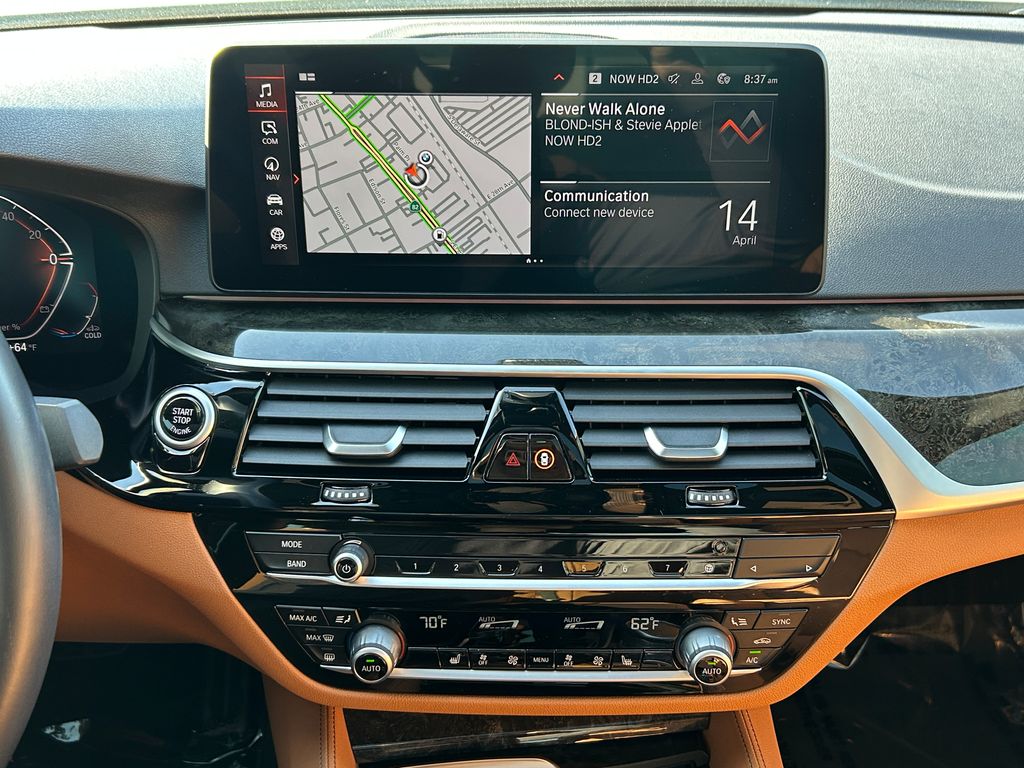 2022 BMW 5 Series 540i 24