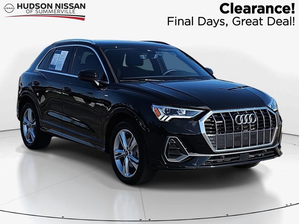 2024 Audi Q3 quattro Premium S Line 45 TFSI