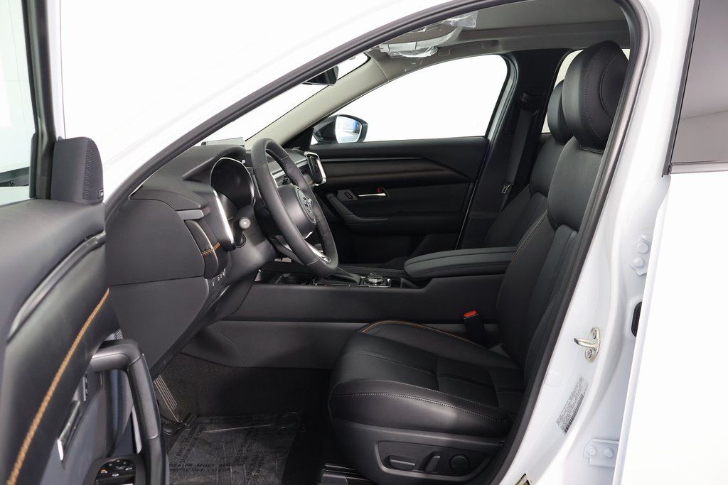 Thumbnail: 2026 Mazda CX-50 - 6