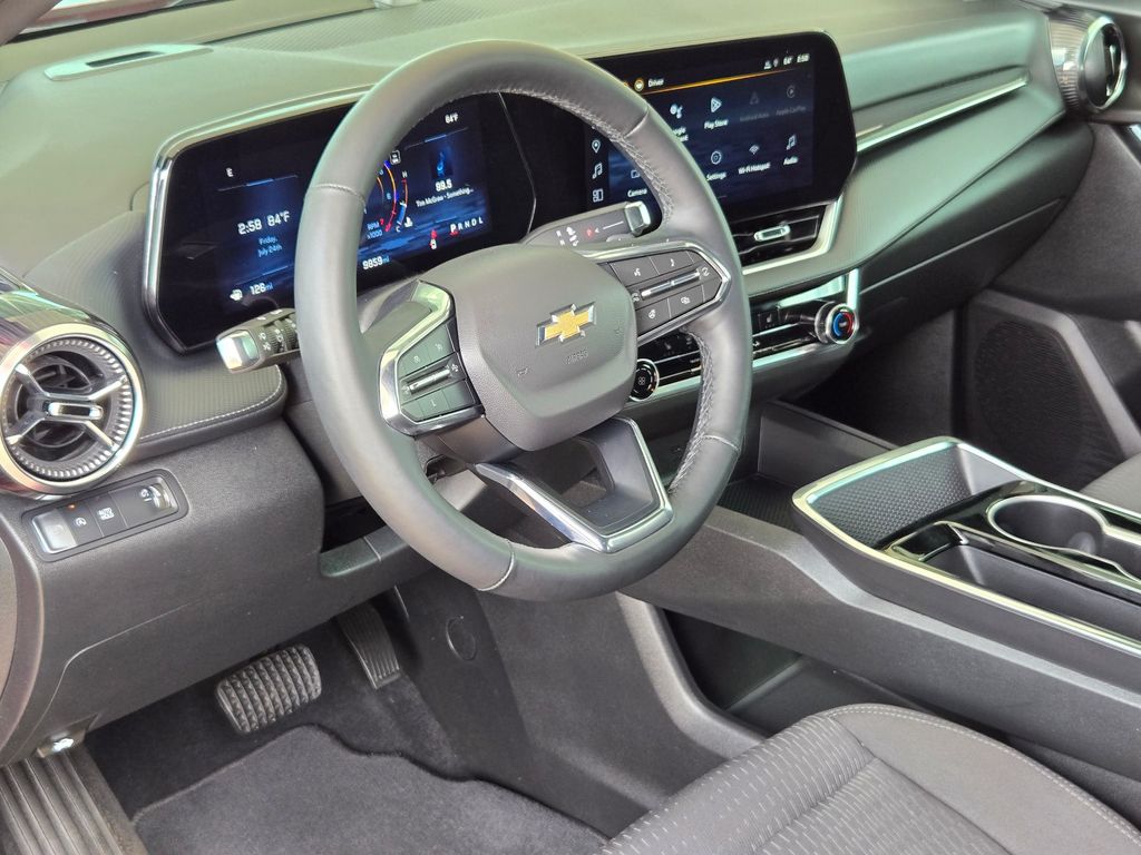 Used 2025 Chevrolet Equinox SUV