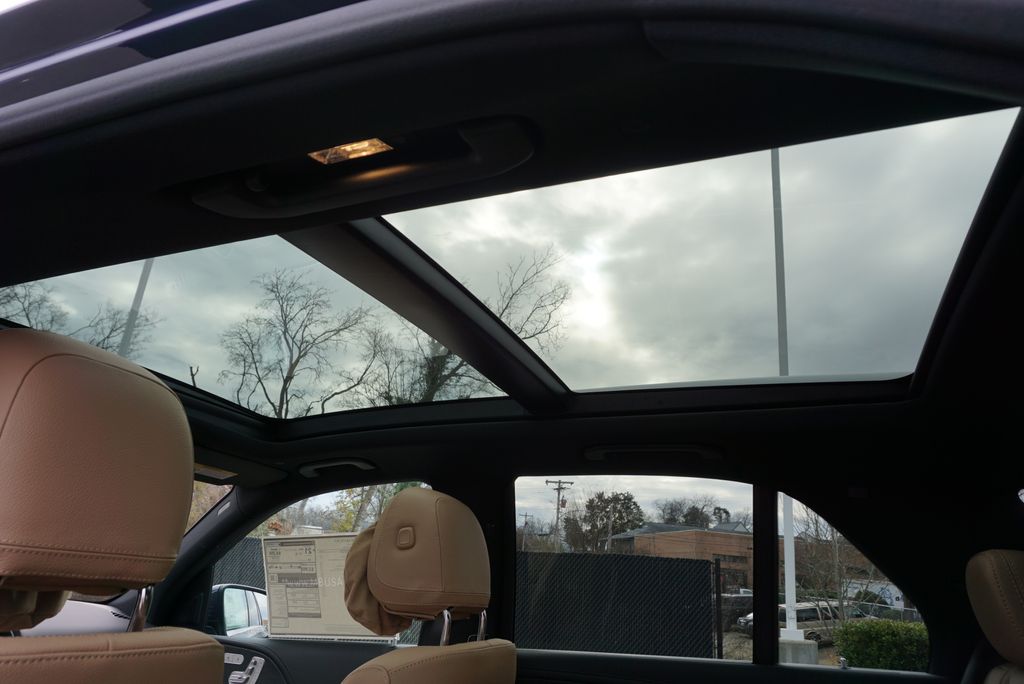 Thumbnail: 2026 Mercedes-Benz GLE - 16