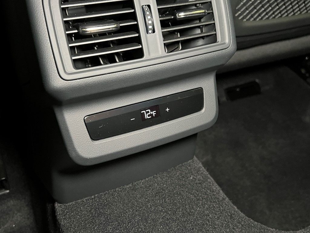 Thumbnail: 2025 Audi Q5 - 22