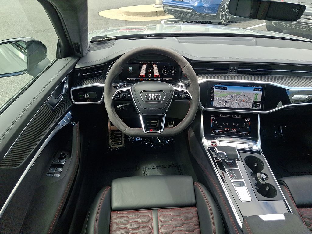 Thumbnail: 2026 Audi RS 6 - 11