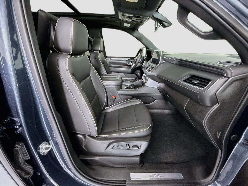 Thumbnail: 2021 GMC Yukon - 19