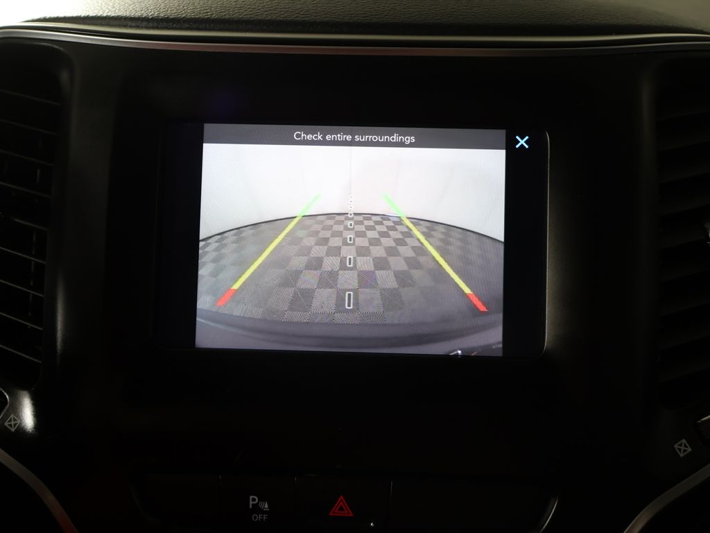Used 2019 Gray Jeep Latitude Plus image 42
