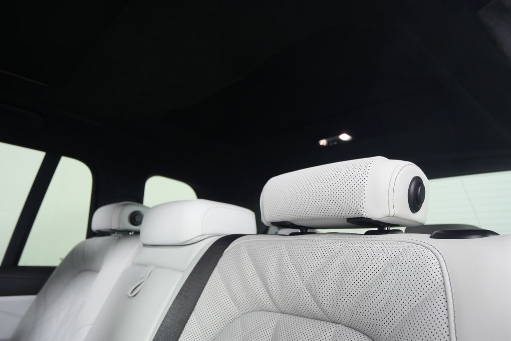 2026 BMW X7 xDrive40i 16