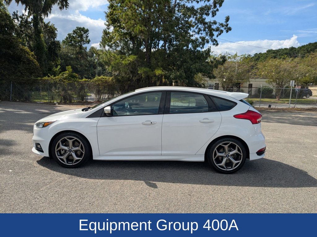 2018 Ford Focus ST 