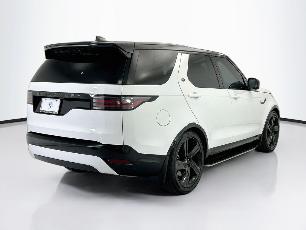 Thumbnail: 2024 Land Rover Discovery - 5