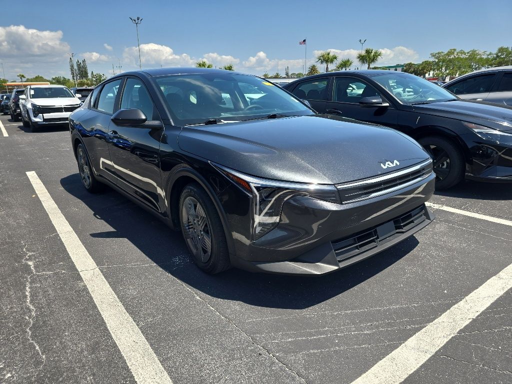 Interstellar Gray 2025 Kia K4 LX FWD Sedan Front-Wheel Drive Continuously Variable Transmission