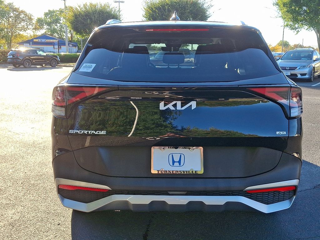 Thumbnail: 2023 Kia Sportage - 5