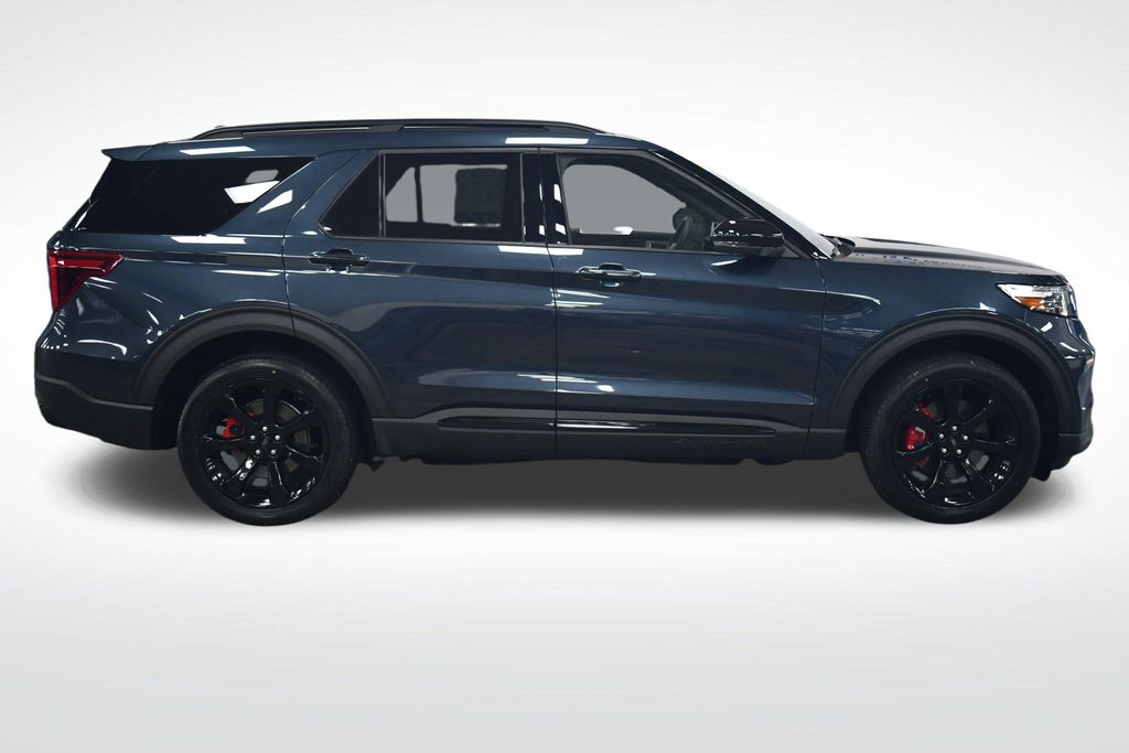 Thumbnail: 2023 Ford Explorer - 8