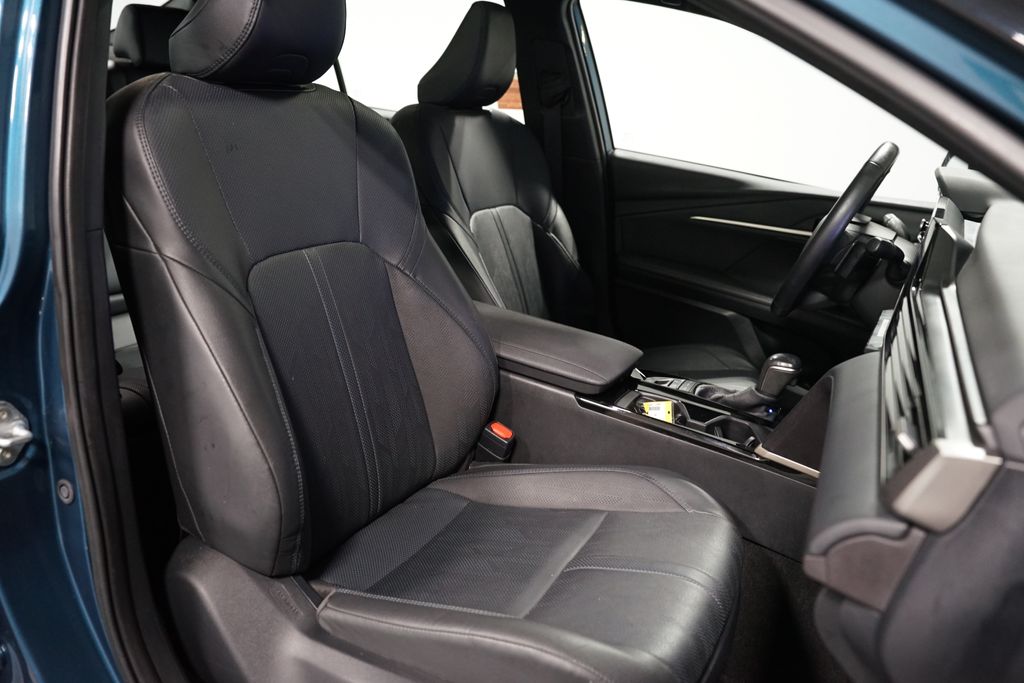 Thumbnail: 2025 Toyota Camry - 29