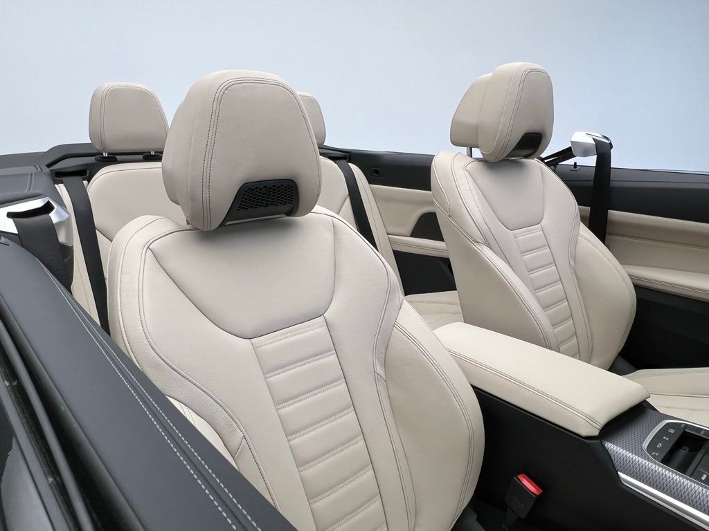 Thumbnail: 2026 BMW 4 Series - 12