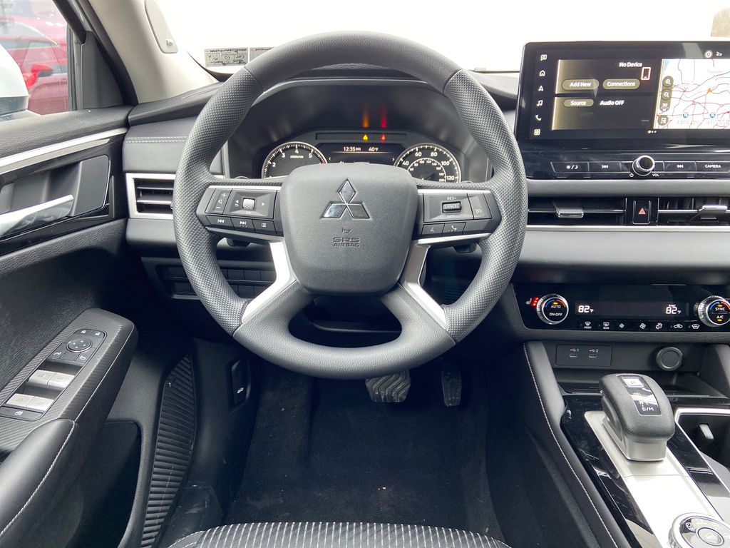 2026 Mitsubishi Outlander ES Black at Auto Express Mitsubishi
