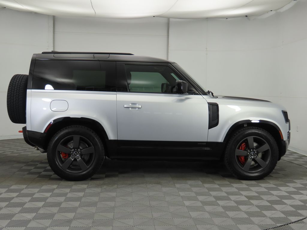 2023 Land Rover Defender 90 4