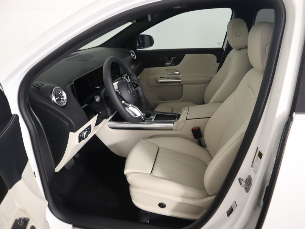 Thumbnail: 2026 Mercedes-Benz GLA - 20