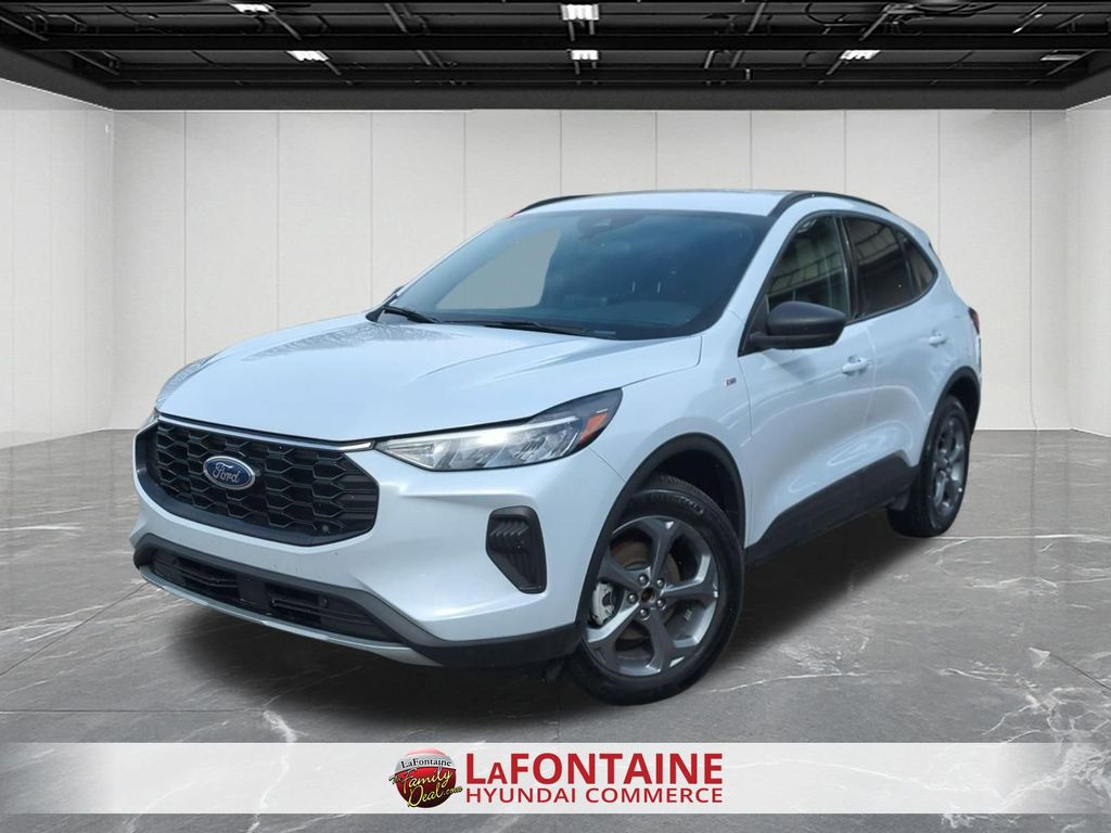 Space Silver Metallic 2025 Ford Escape ST-Line AWD SUV / Crossover All-Wheel Drive 8-Speed Automatic